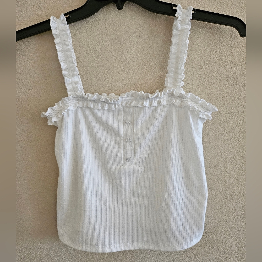 Sadie & Sage White Ruffled Blouse